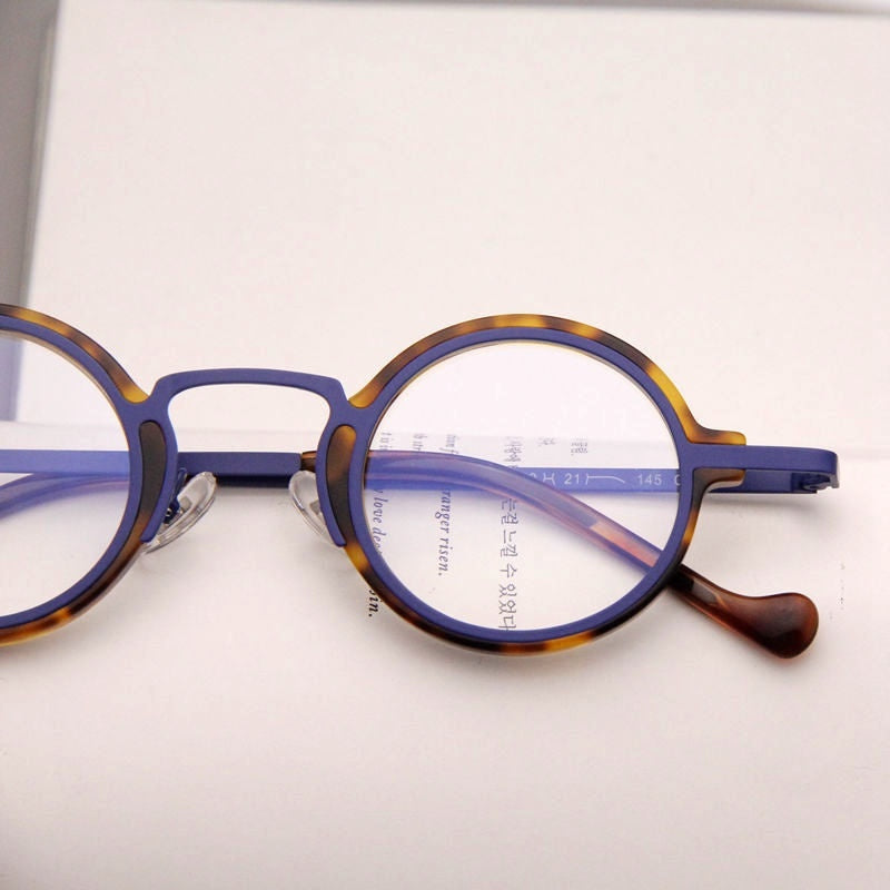 Retro Hawksbill Metal Round Frame Glasses