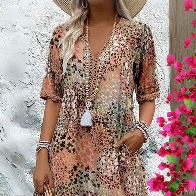 Eliana V-neck dress with pockets