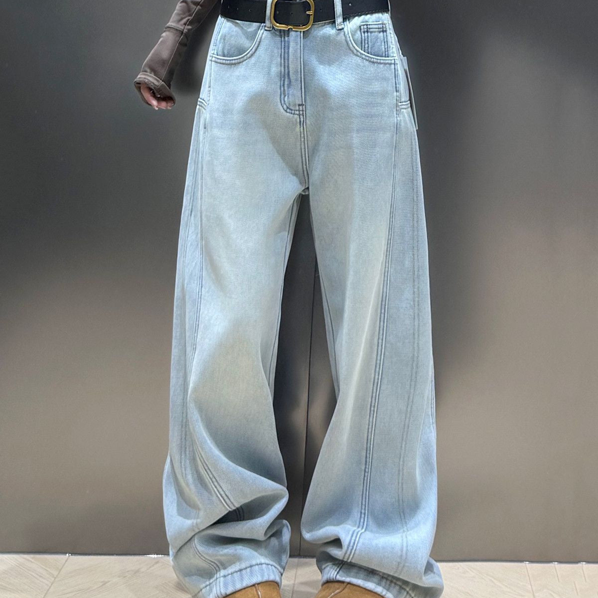 Drooping Slimming Wide-Leg Pants