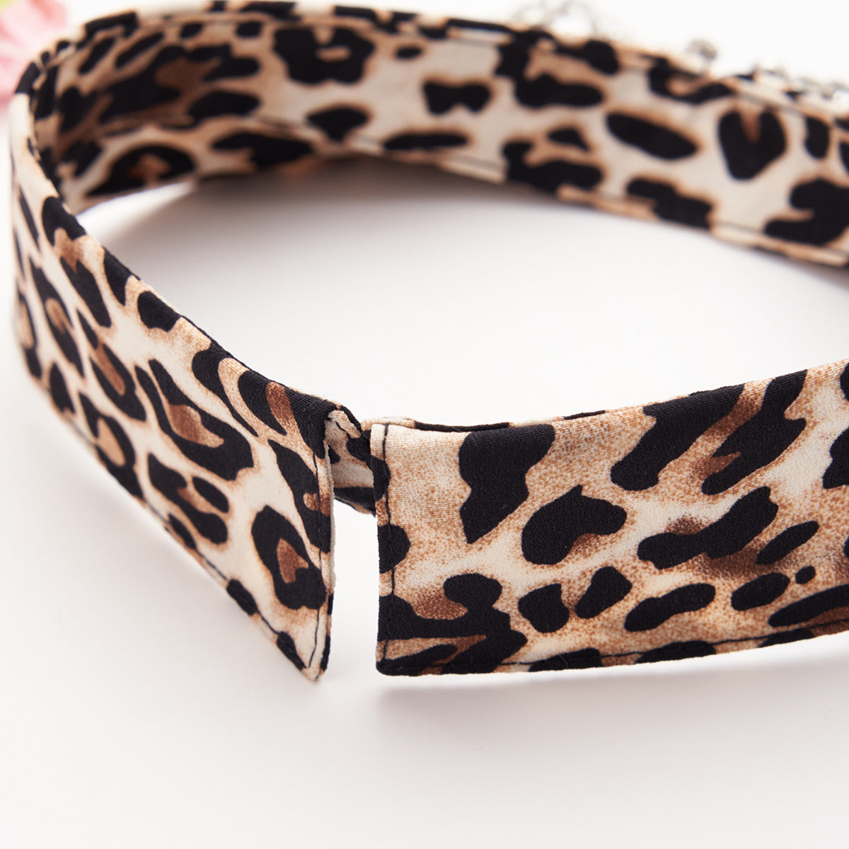 Leopard Print Detachable T-Shirt Collar