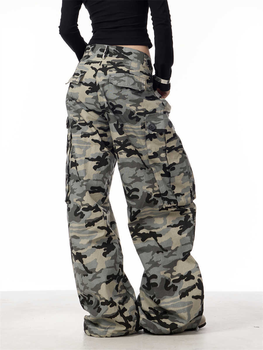 Camouflage Wide-Leg Cargo Pants